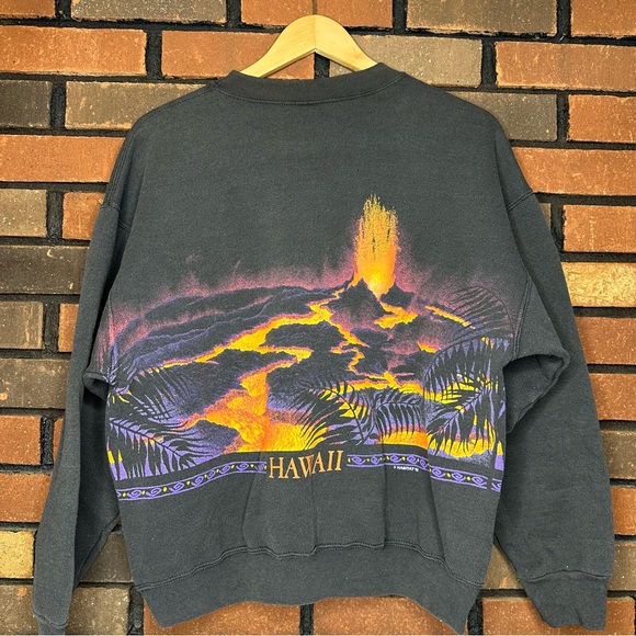 VINTAGE Hawaii 80s Pullover Crewneck Sweatshirt Black All Over Print - Picture 3 of 6